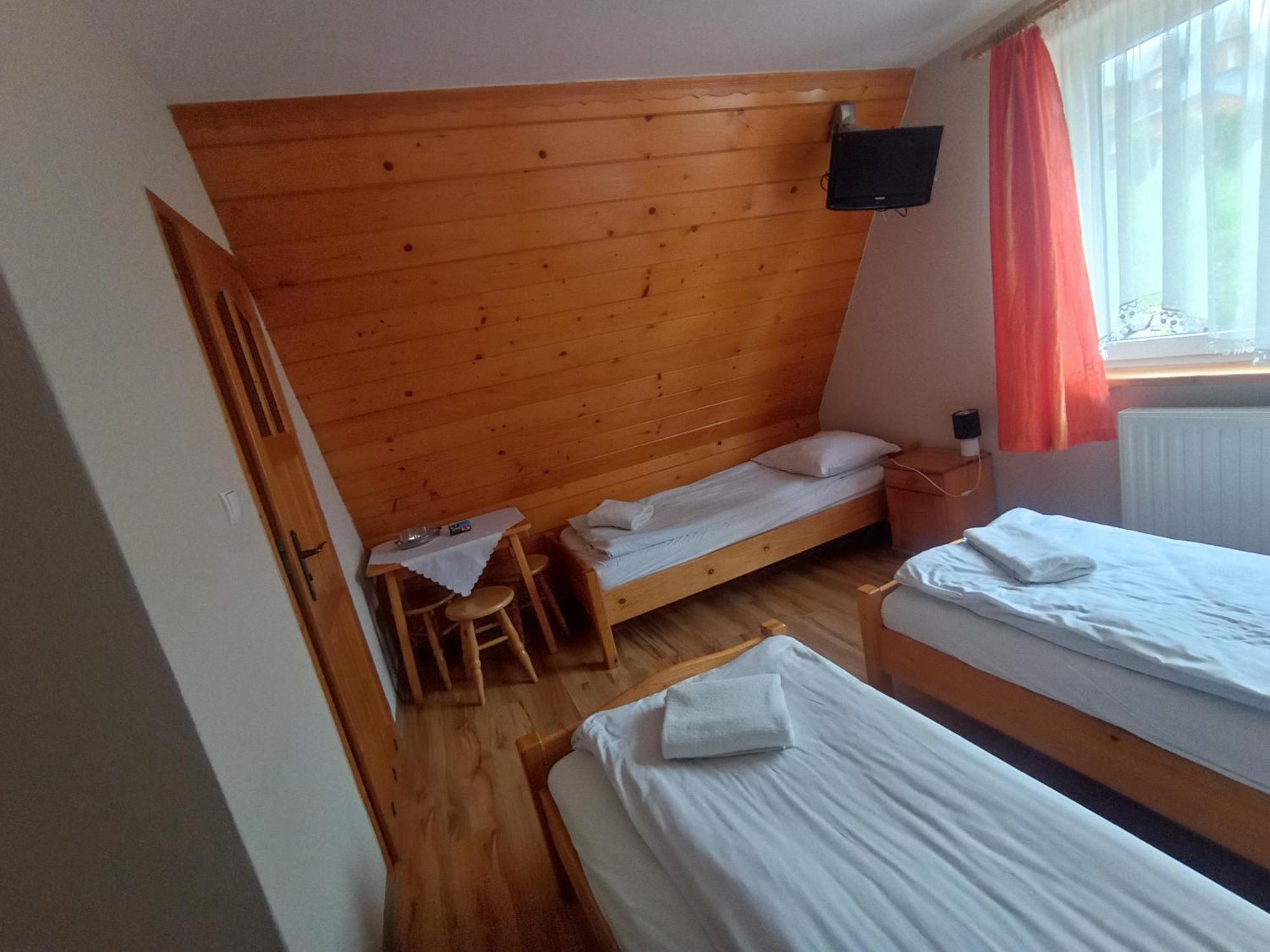 Tatrzanska Rezydencja Pod Brzyzkiem Zakopane Luaran gambar