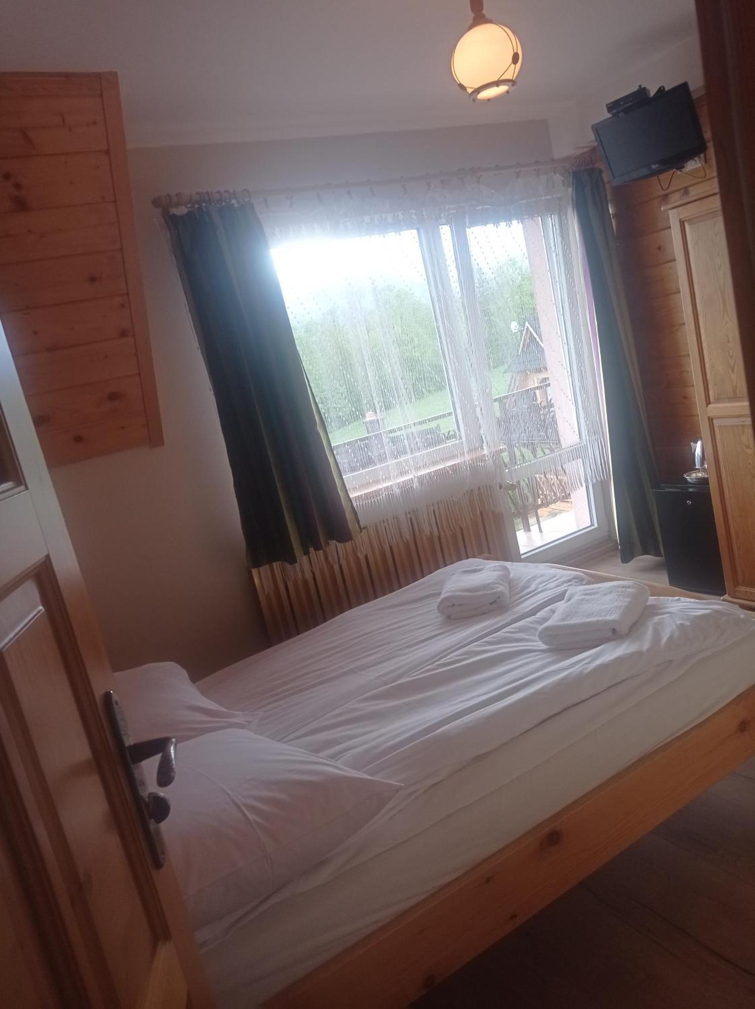 Tatrzanska Rezydencja Pod Brzyzkiem Zakopane Luaran gambar