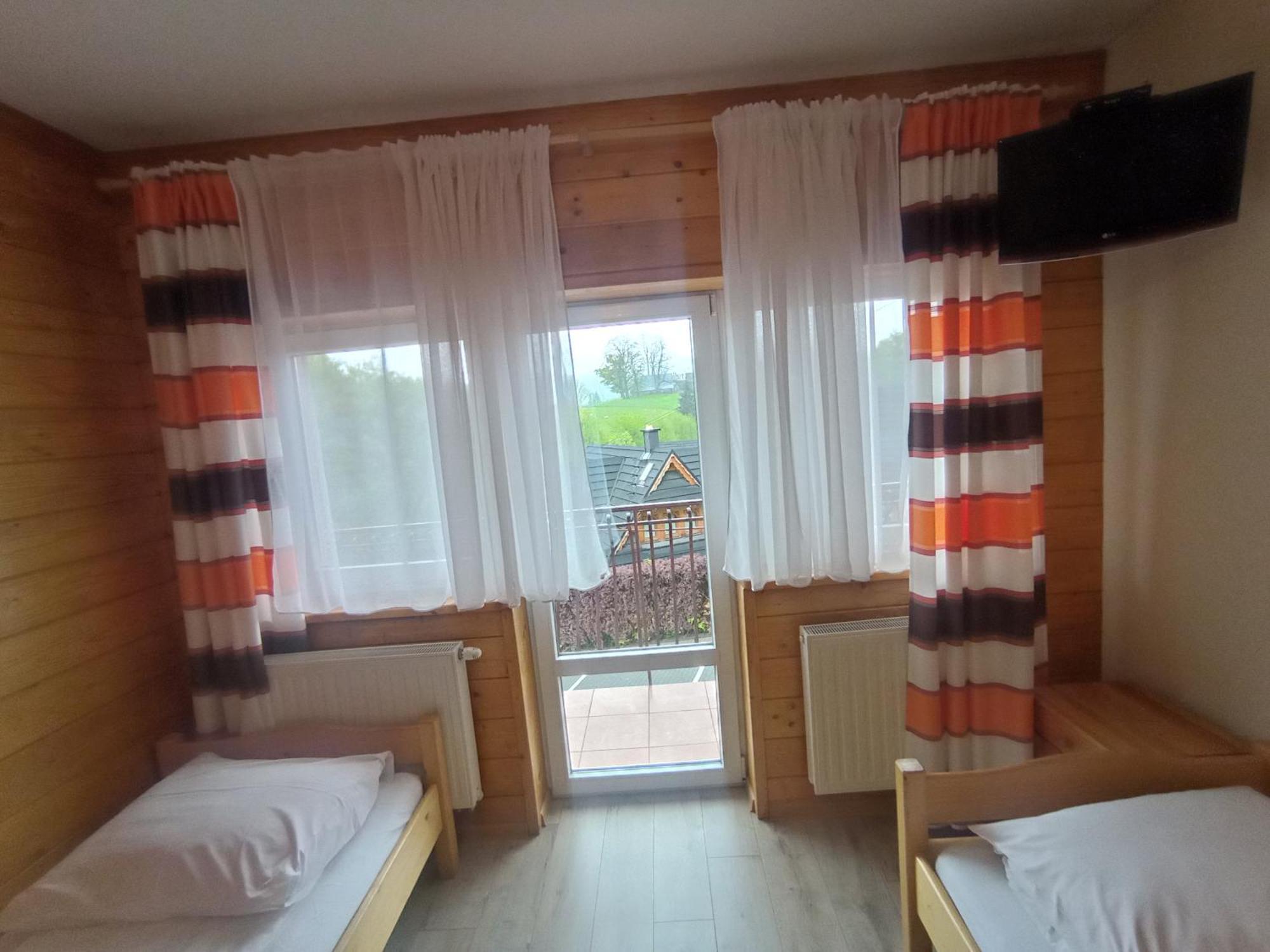 Tatrzanska Rezydencja Pod Brzyzkiem Zakopane Luaran gambar